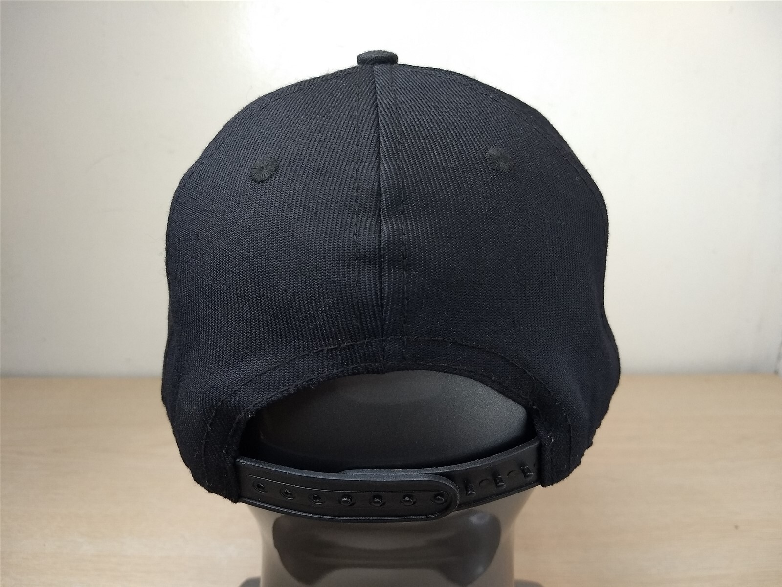 HURLEY ADJUSTABLE SNAPBACK BASEBALL HAT/CAP, BLAC… - image 7