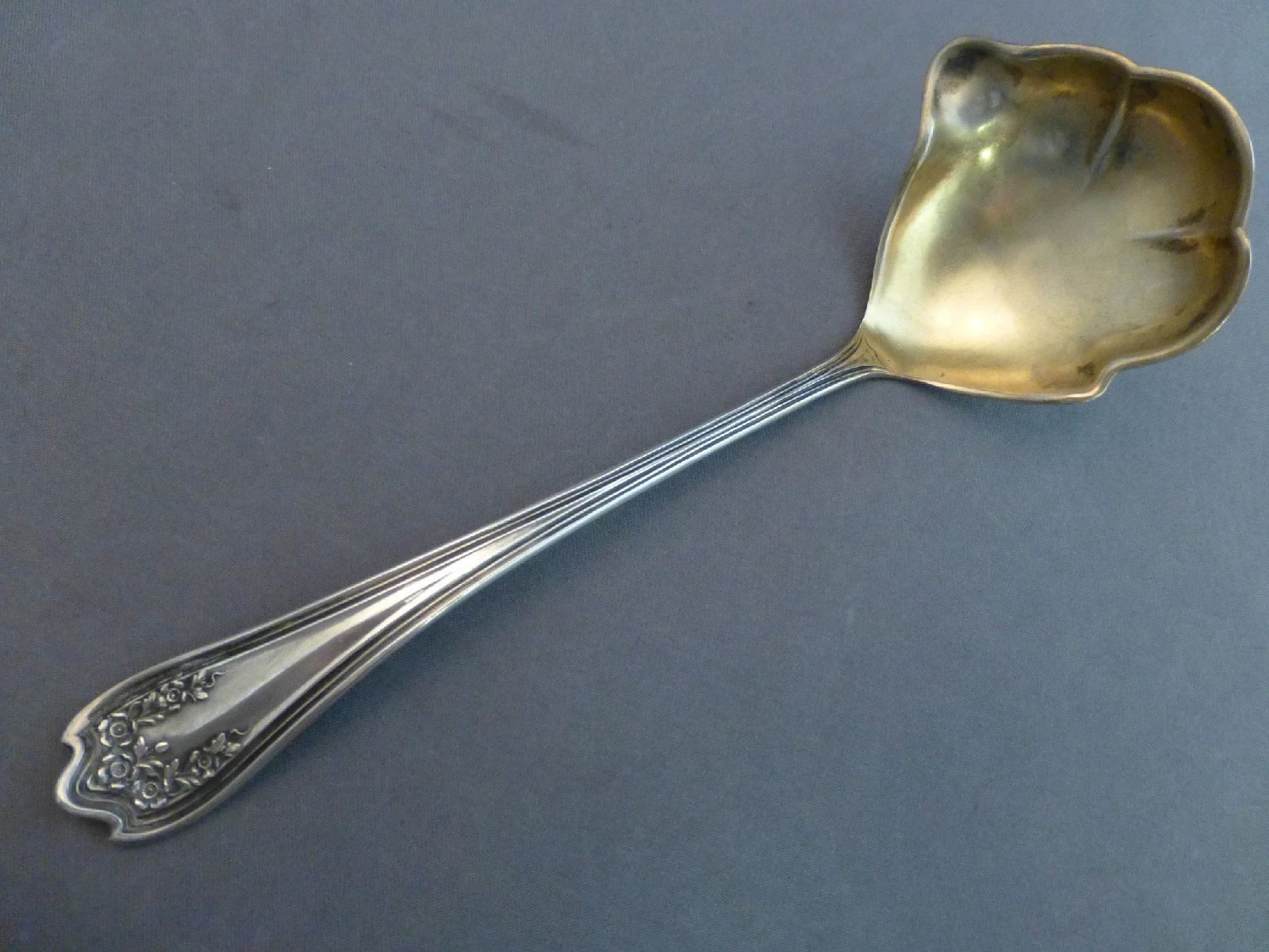 BLOSSOM-SAART STERLING CREAM SAUCE LADLE WITH SPOUT
Opens in a new window or tab