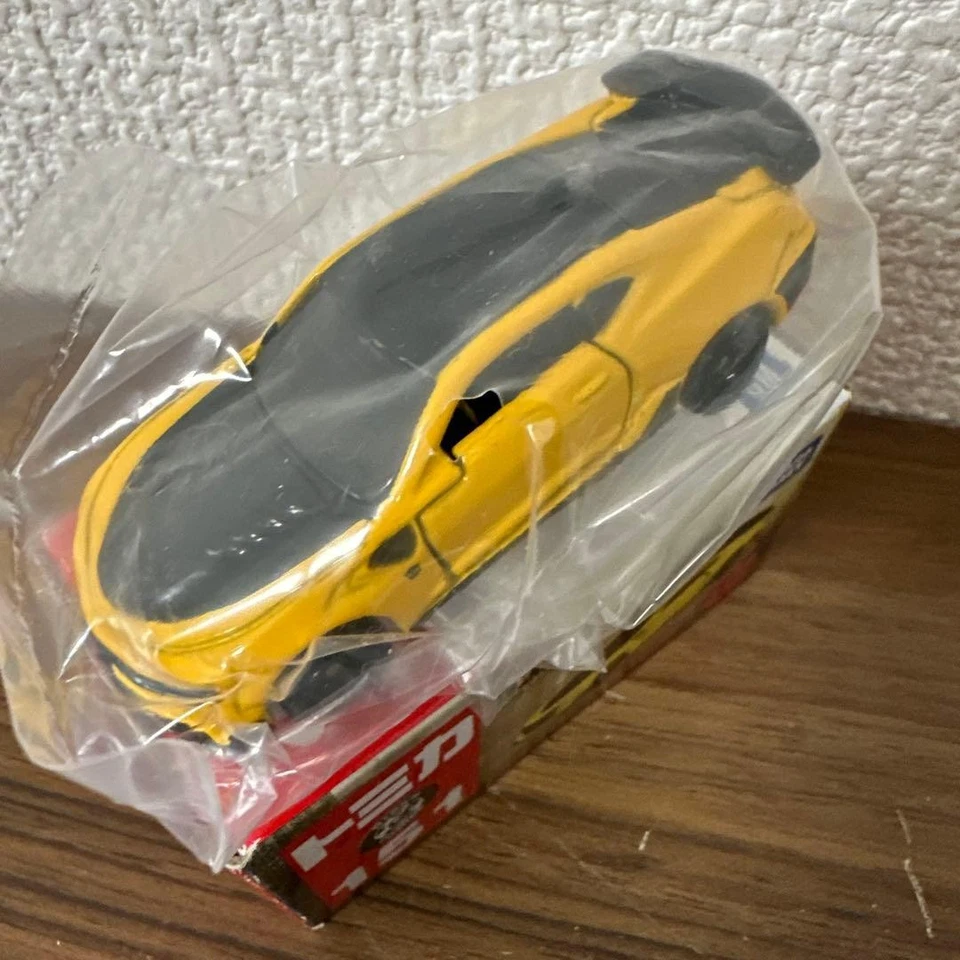 Takara Tomy Dream Tomica Transformers Bumblebee 151 Boxed Used Japan - Image 4 of 4