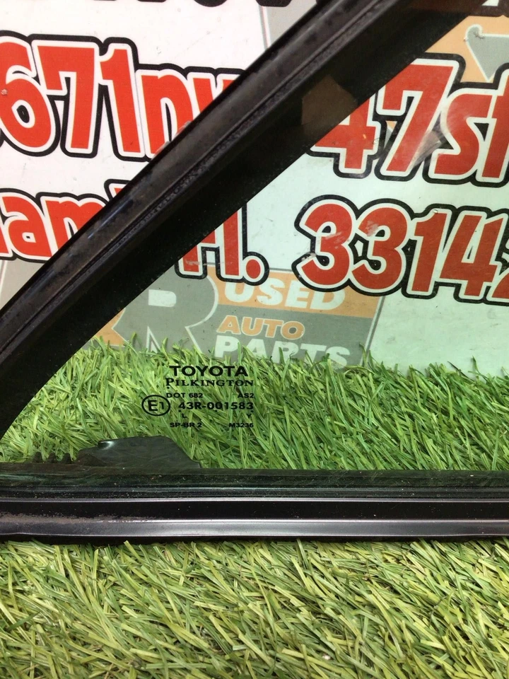 ✅Toyota Camry 2015 cuarto derecho cristal/ventana Pn: 68188-06130 trasero Rh OEM Foto 3 de 4