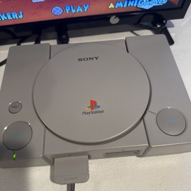 Sony PlayStation 1 PS1 Original Console System Bundle W/ Games Controller