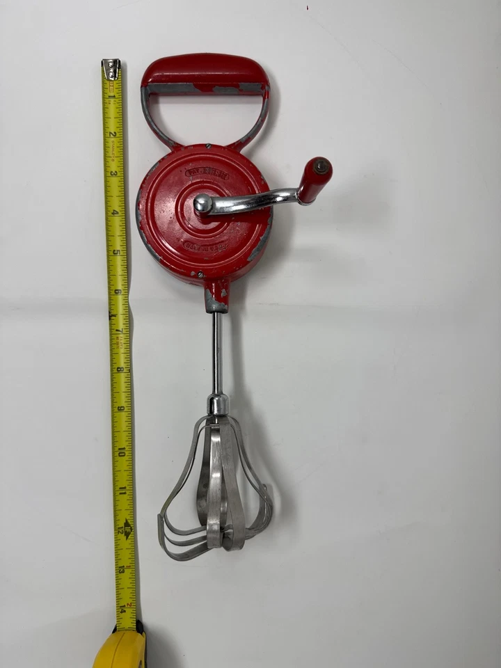 Vintage Kitchen Tools Lot – Rival Speed Mixer & Metal Food Grinder, Retro USA - Image 2 of 4