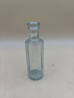 Antica bottiglia per medicina acquatica 12 lati con marchio Pontil