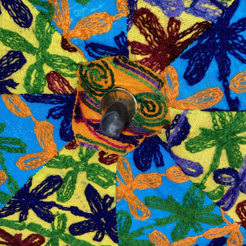 Guarda-sol bordado boho sombra sol cabo de madeira franja colorida - Imagem 2 de 4