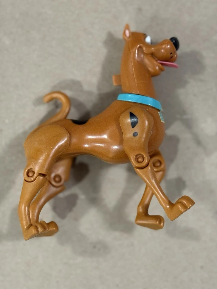 Lote de 4 figuras de acción Scooby Doo Fred Velma Daphne Scooby Hanna Barbera Foto 3 de 4