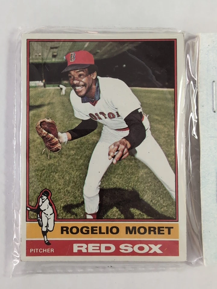 1976 Topps Baseball Card Fun Pack with (10) Cards, posable Ryan, Eckersley RC - Image 2 of 3