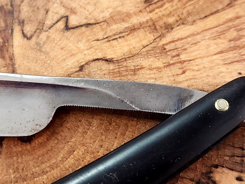 Royal VTG Straight Razor - Picture 3 of 5