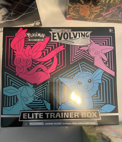 Pokemon Sealed Evolving Skies Elite Trainer Box ETB