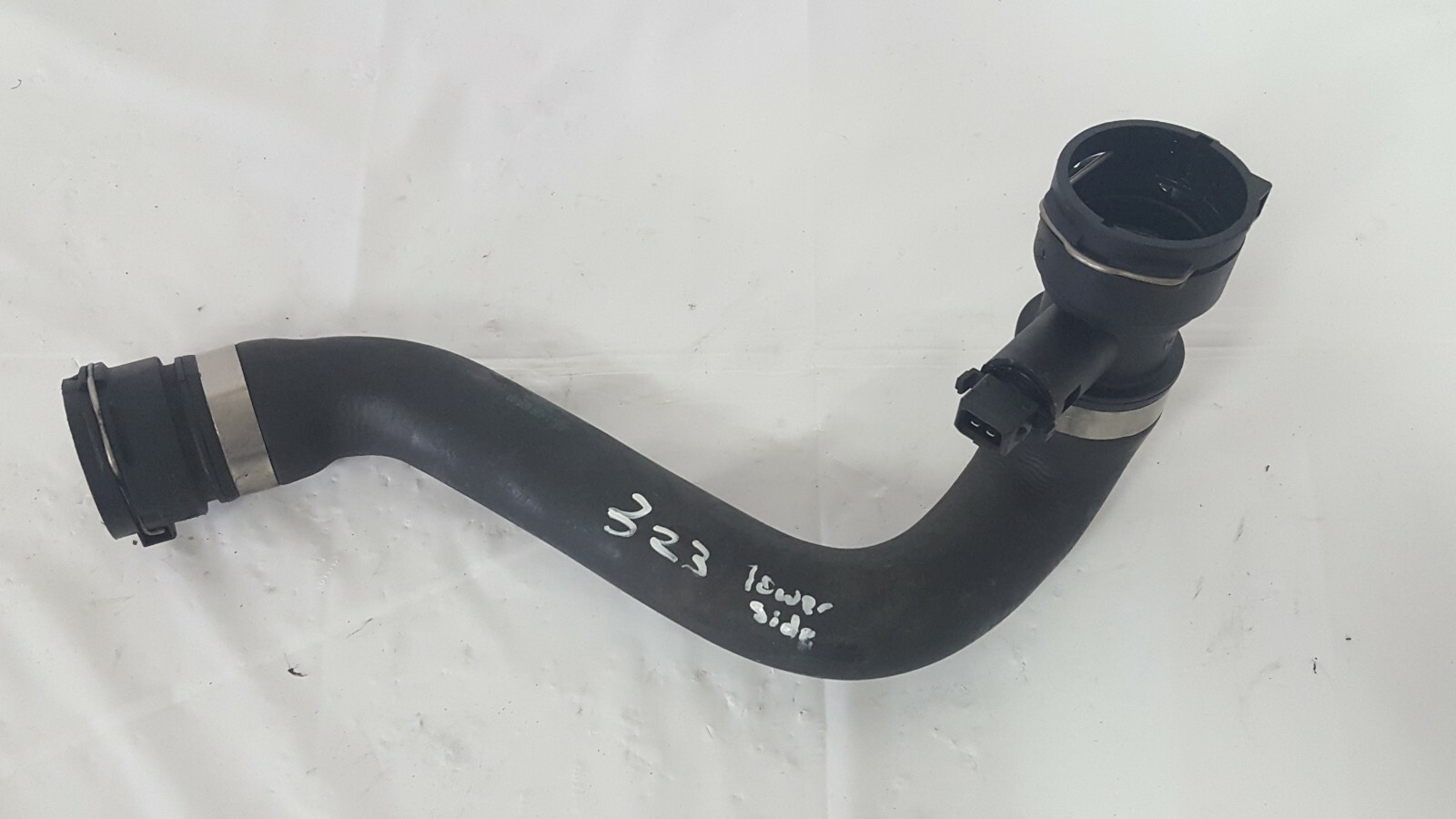 BMW E46 325i 328i 330i 99-05 GENUINE LOWER Radiator Hose  