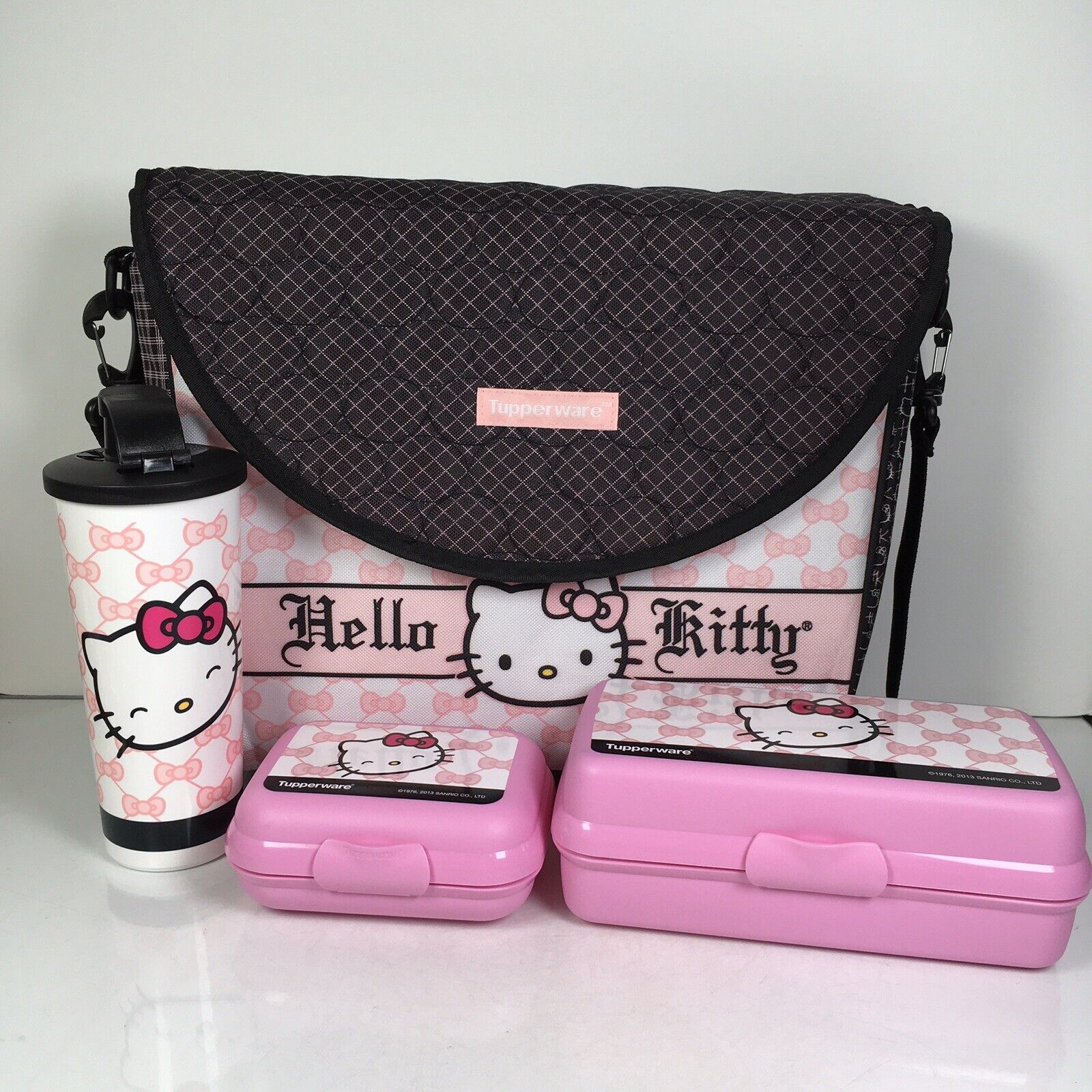 Beautiful LV inspired with Hello Kitty glitter tumbler. Love this