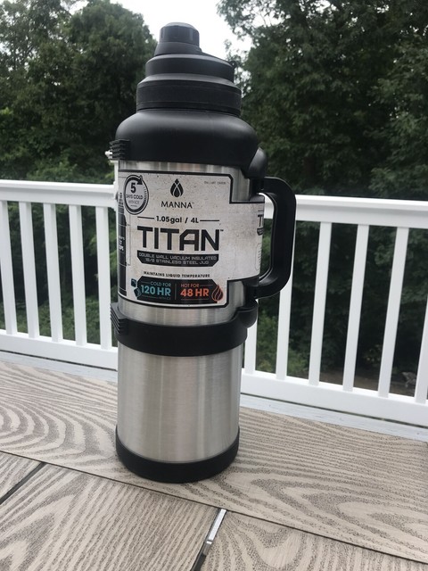 titan manna water bottle