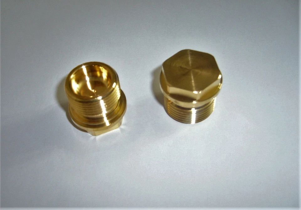 Bouchon Valve Pompe Laveuse à Pression ANNOVI REVERBERI 1330 630 HPE 1260162