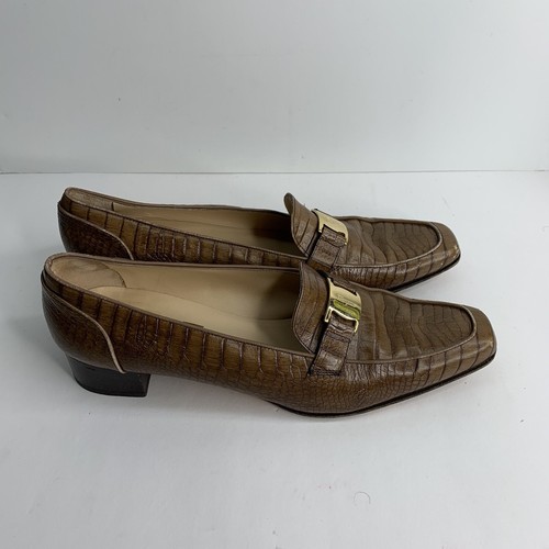 Salvatore Ferragamo Shoe Size 11 4 A Brown & Gold Pumps