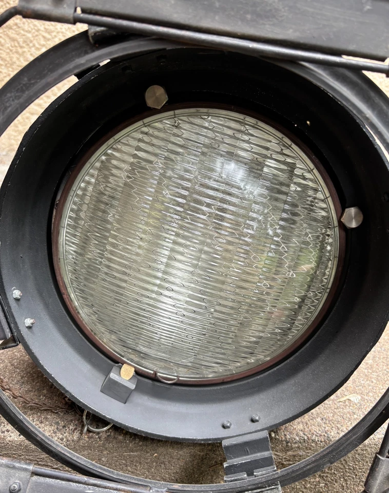 LTM Cinepar 2500 Light (made in France) - Image 4 of 4