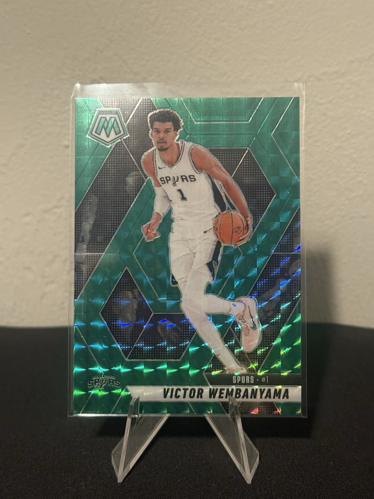 2024-25 Panini Mosaic - Victor Wembanyama #31 Green Mosaic Prizm
