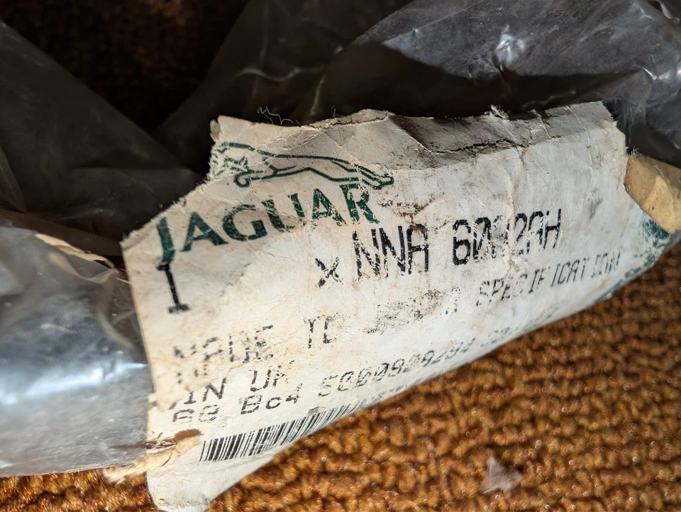 NUEVO GENUINO Jaguar XJ8 XJR Vanden Plas 4.0 Manguera de línea de alimentación de combustible Gas 95-97 Xj6 Foto 2 de 4