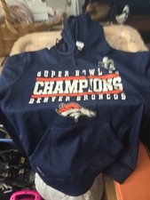 Super Bowl 50 Champions Denver Broncos. Blue Hoodie. Nike Large