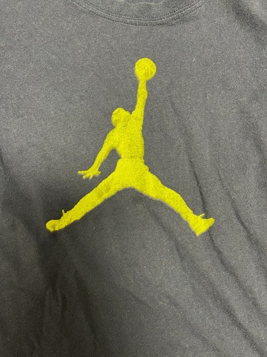 Boys Toddlers Navy Blue Short Sleeve Jordan Dri-Fit T-Shirt Size 4T Very Nice!! - Picture 2 of 3