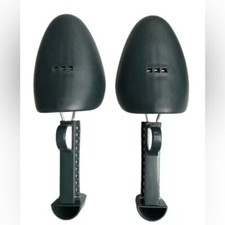 A pair of shoe adjustable shoe fixed support stretcher shaper keeper