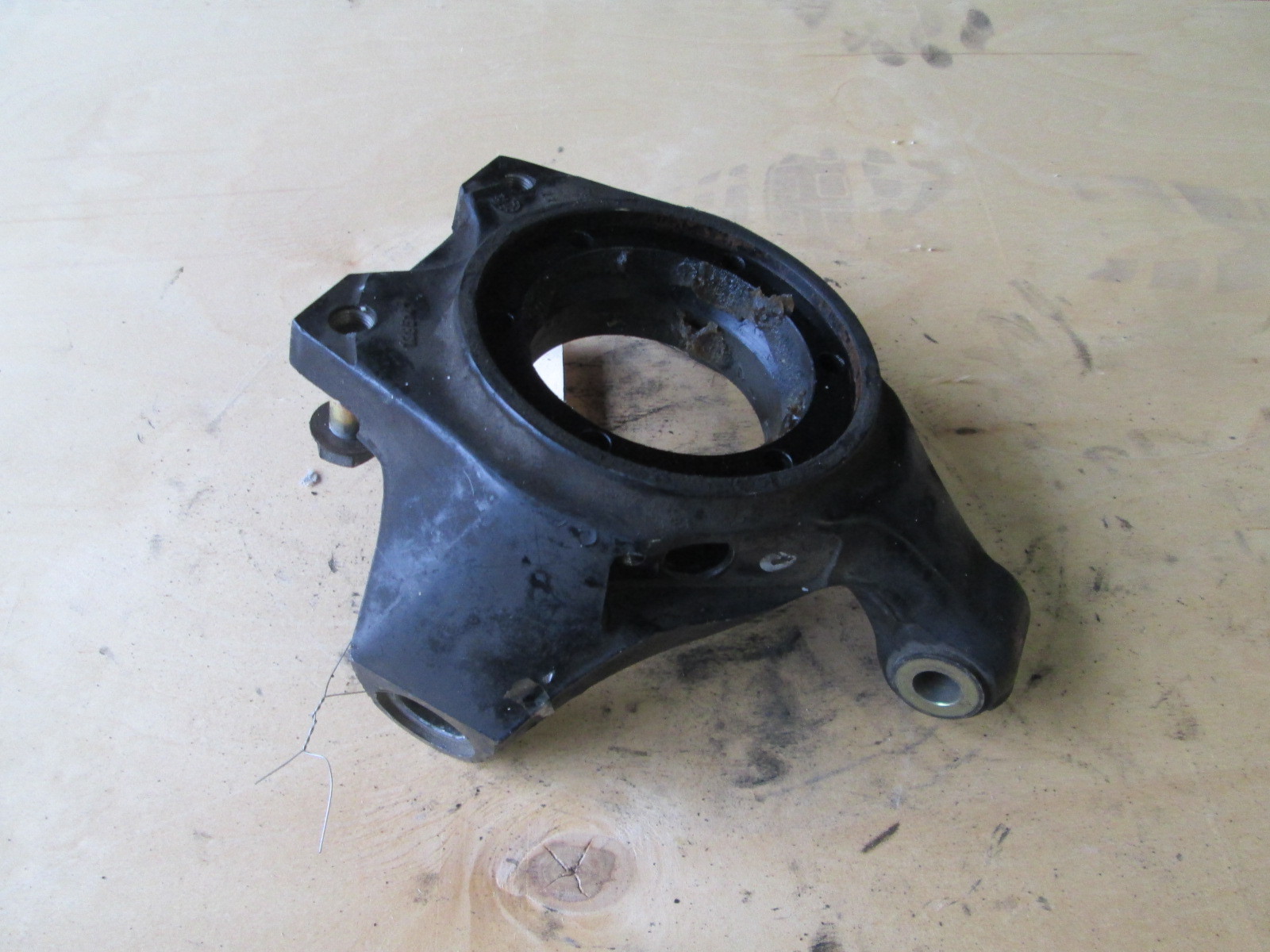 Ferrari 348 - LH Front Steering Hub Knuckle / Spindle # 145261