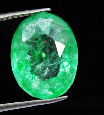 3 CT Natural Beautiful Oval Cut Colombian Green Emerald Loose Gemstone
