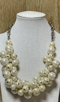 Ann Taylor  Bib Necklace  Faux Pearls Gold Tone 17 -20 