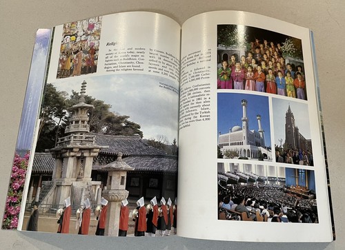 1979 Korea English pictorial book on Seoul - Picture 7 of 10