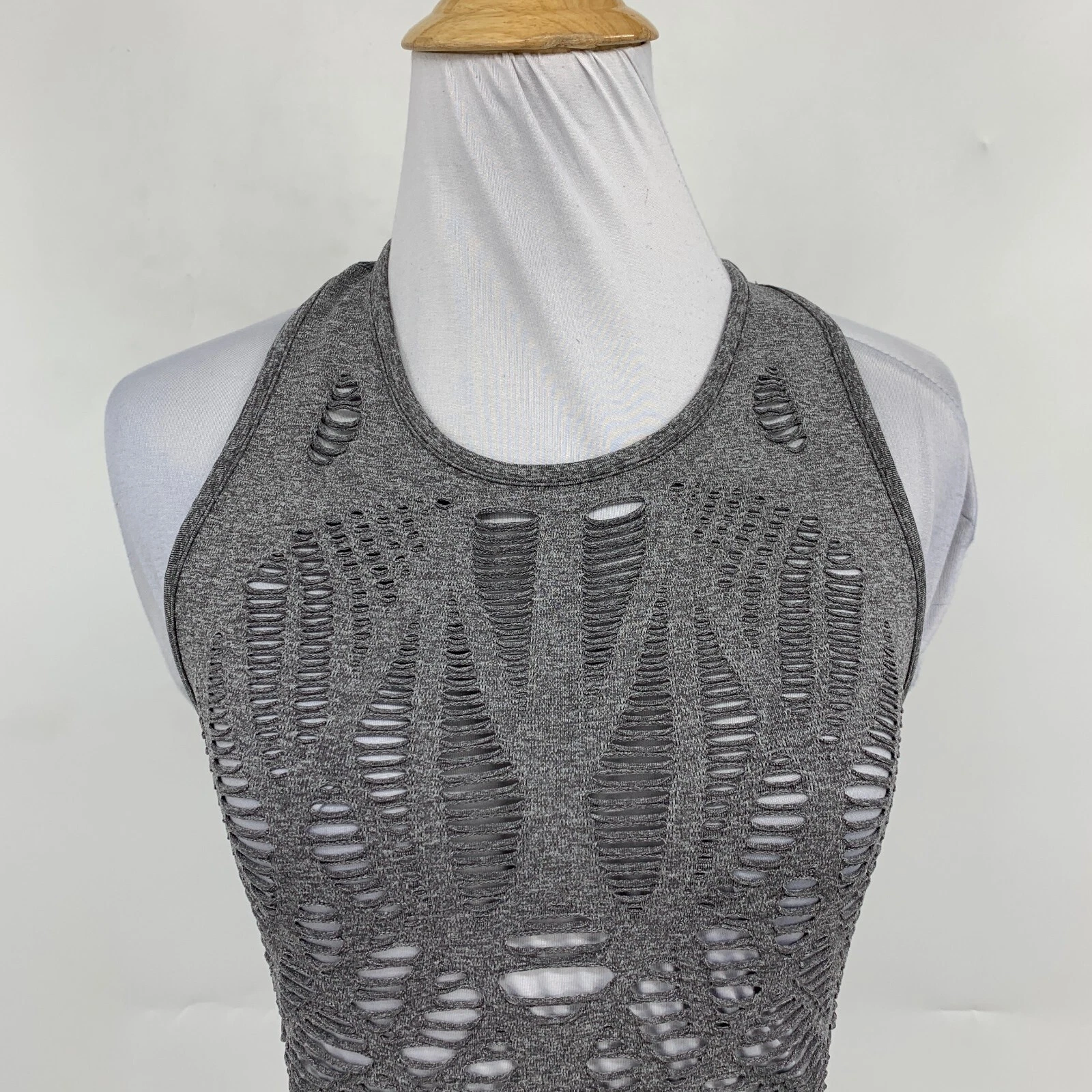 alo-yoga fitted cropped racerback cutout athletic 