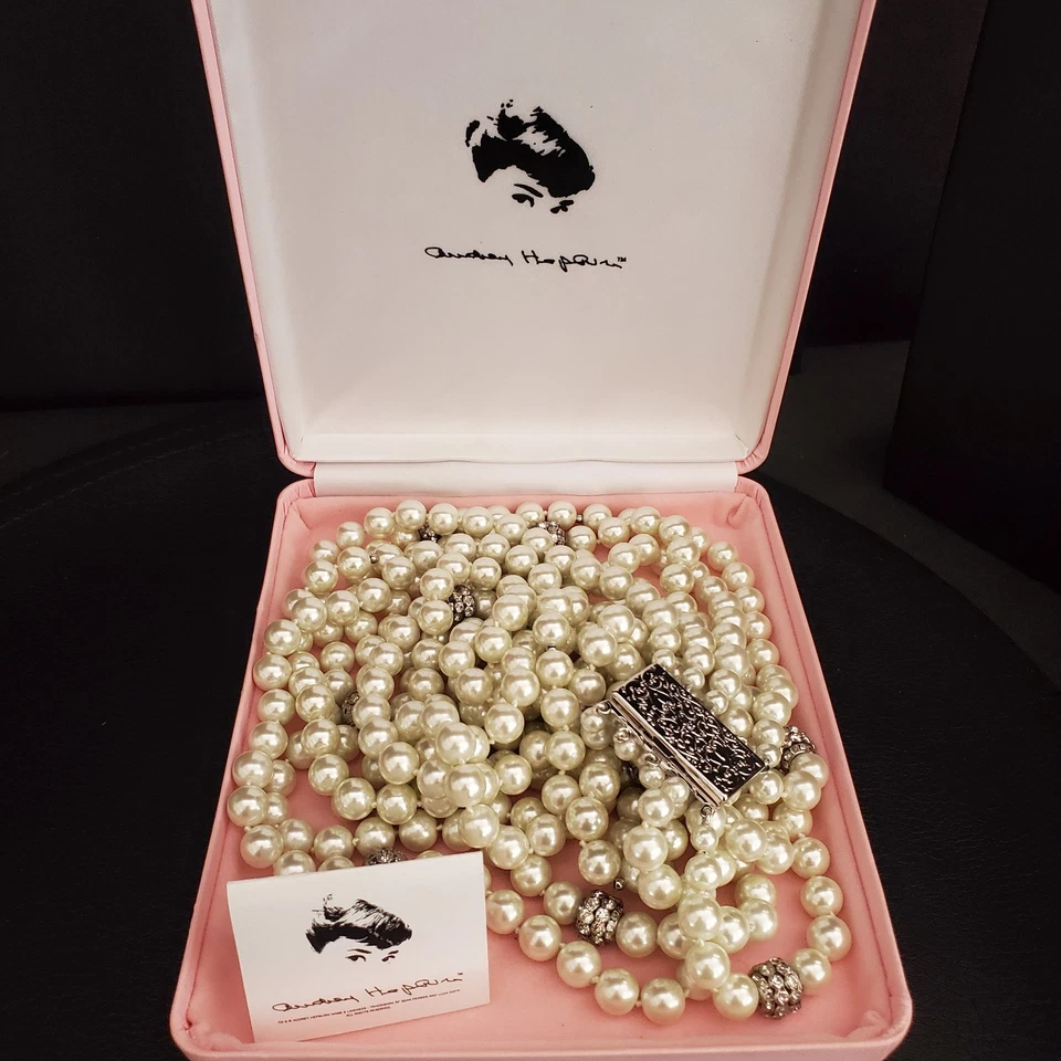 Collar Camrose Kross Audrey Hepburn Inolvidable Multi-Hebra Imitación Perla 26" Foto 4 de 4