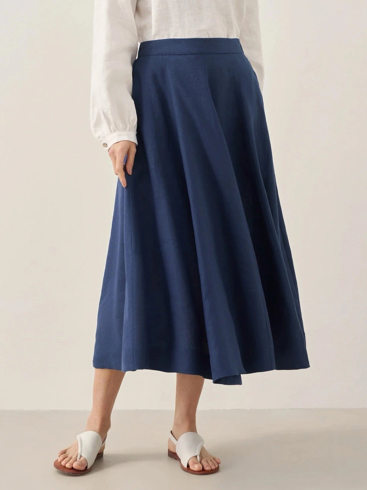 Lintico Jemma A Line Linen Midi Skirt Navy Pockets Elastic Waist Lagenlook Large
Opens in a new wind