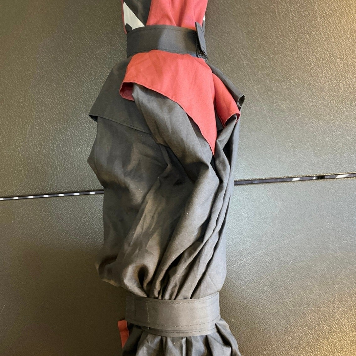 Nike Golf Tiger Woods TW Large Red Black Golf Umbrella Storm Rain