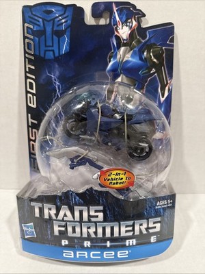 Hasbro Transformers Prime Arcee First Edition Autobot Deluxe Complete