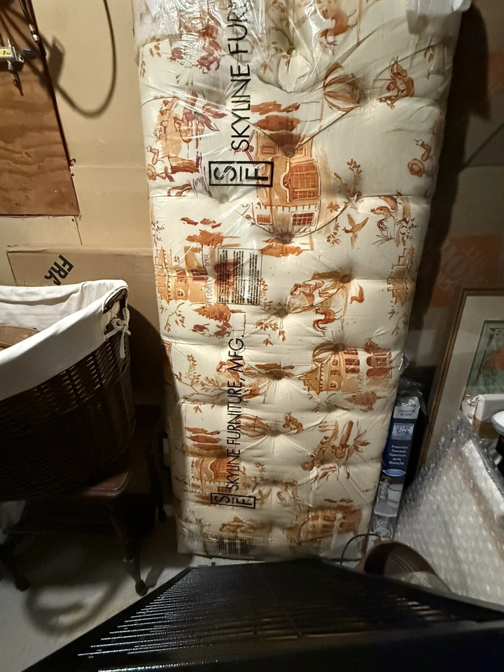 Upholstered Bed Headboard Only Full/Queen Bedroom  Never Used Pickup Only Noship - Image 2 of 4