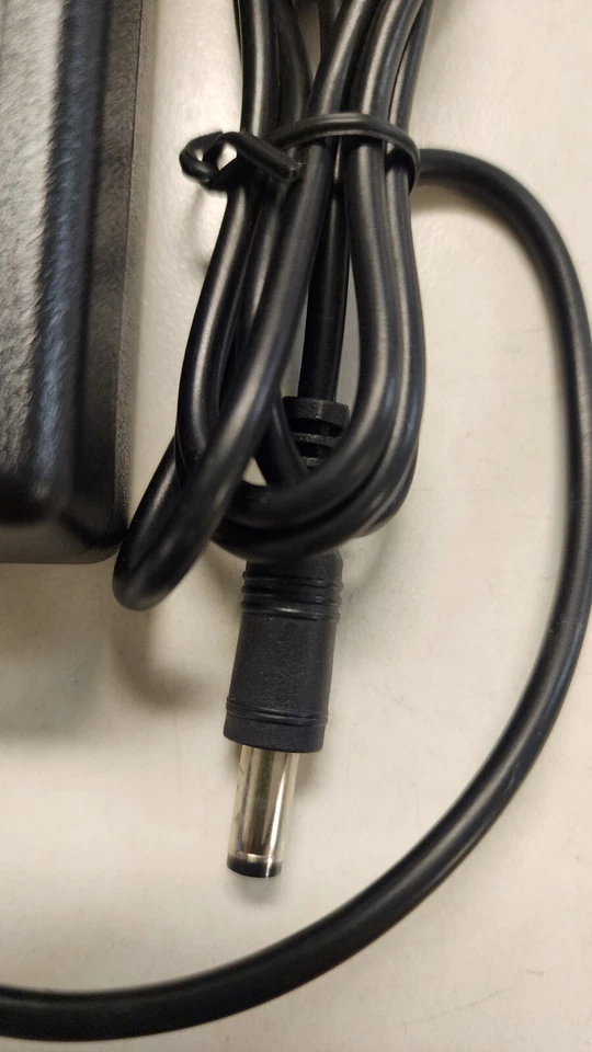 12V 6A XAC1263D-1260U3 AC-DC Adapter Charger Power Supply Cord For LCD Monitor Y - Image 2 of 3