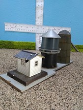 Spur H 2 Lagertanks und Schuppen I 45