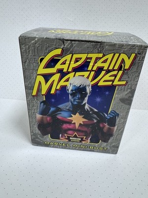CAPTAIN MARVEL MODERN MINI-BUST - MARVEL - BOWEN DESIGNS - LIMITED #2278 / 3500