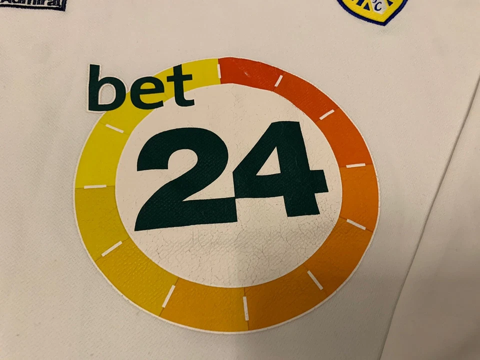 Leeds United Home 2006/07 Admiral Rare Long Sleeve XXL 25” Pit To Pit - Image 3 of 4