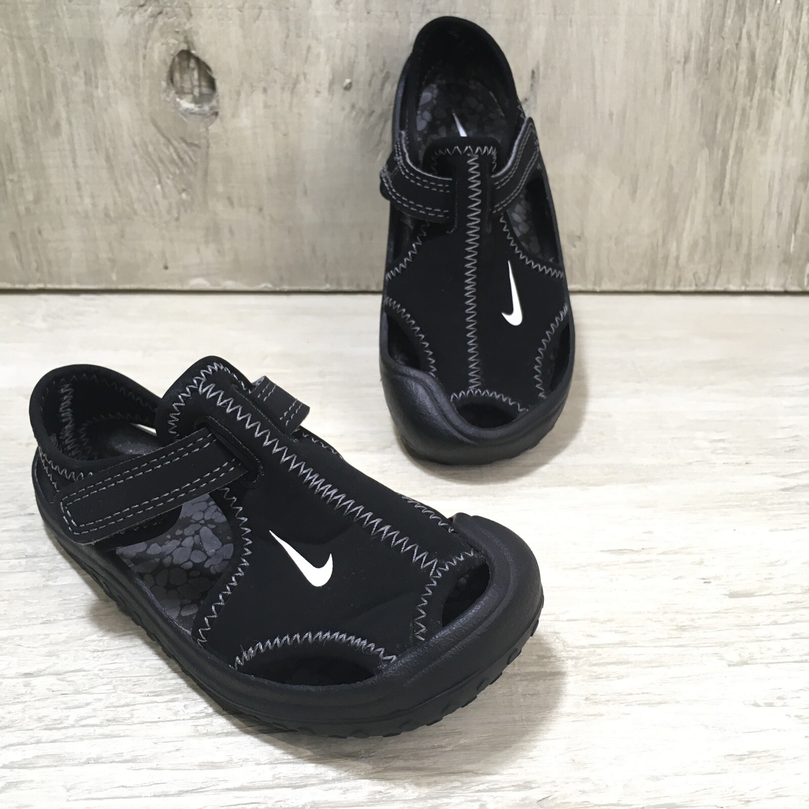 NIKE Sunray Protect Kids Size 8C (13 cm) Black / Gray Sandals Water Shoes |  eBay