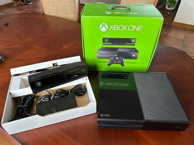 Microsoft Xbox One Console 500GB with Original Controller - Black