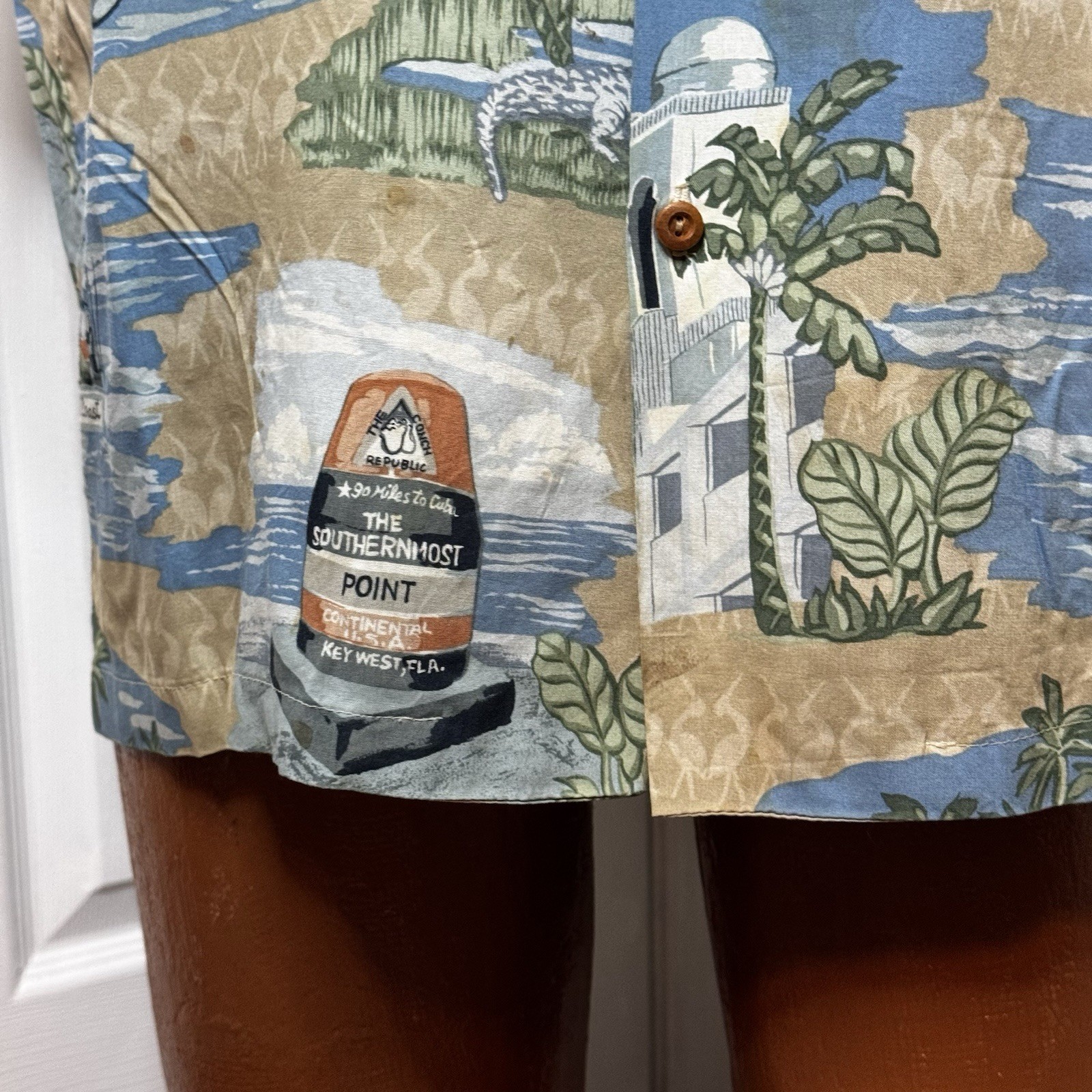 Vintage Paradise Found RARE Hawaiian Tiki Shirt Size Small Key West image 8