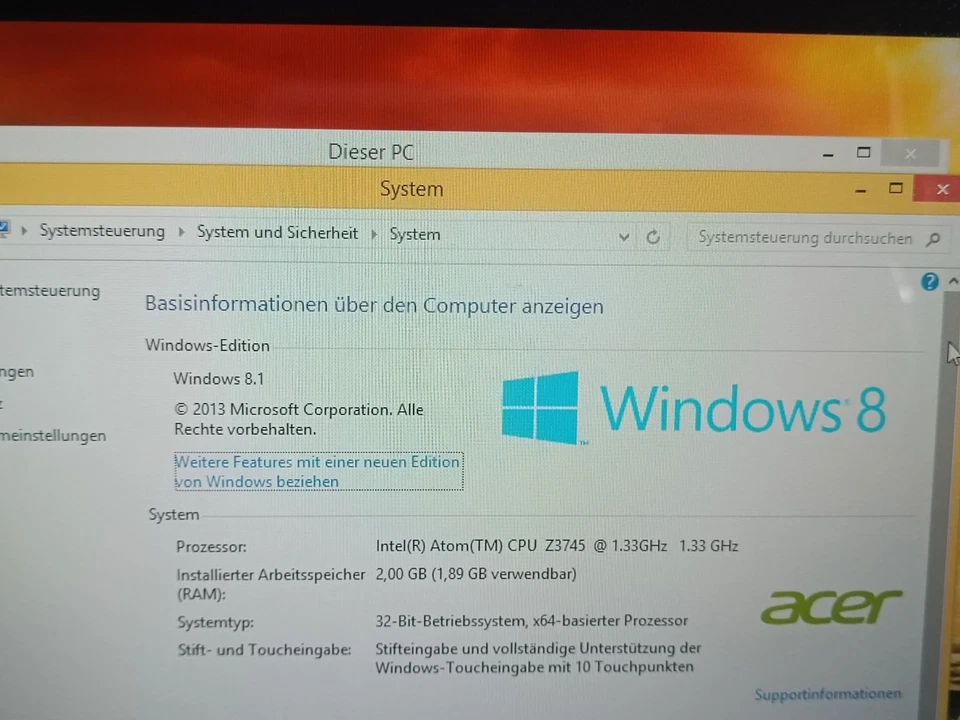 Acer Aspire Switch Touchscreen 1,33 GHz 20GB Laptop Tablet - Bild 4 von 4