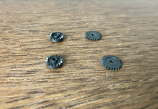 2 Pairs of NMINT Aurora AFX Magnatraction Crown Gears Small Hole Idler Gears
