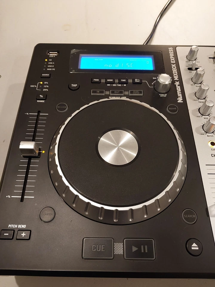 Numark Mixdeck Express Double CD DJ Controller - Black & Silver 2011 Model - Image 3 of 4
