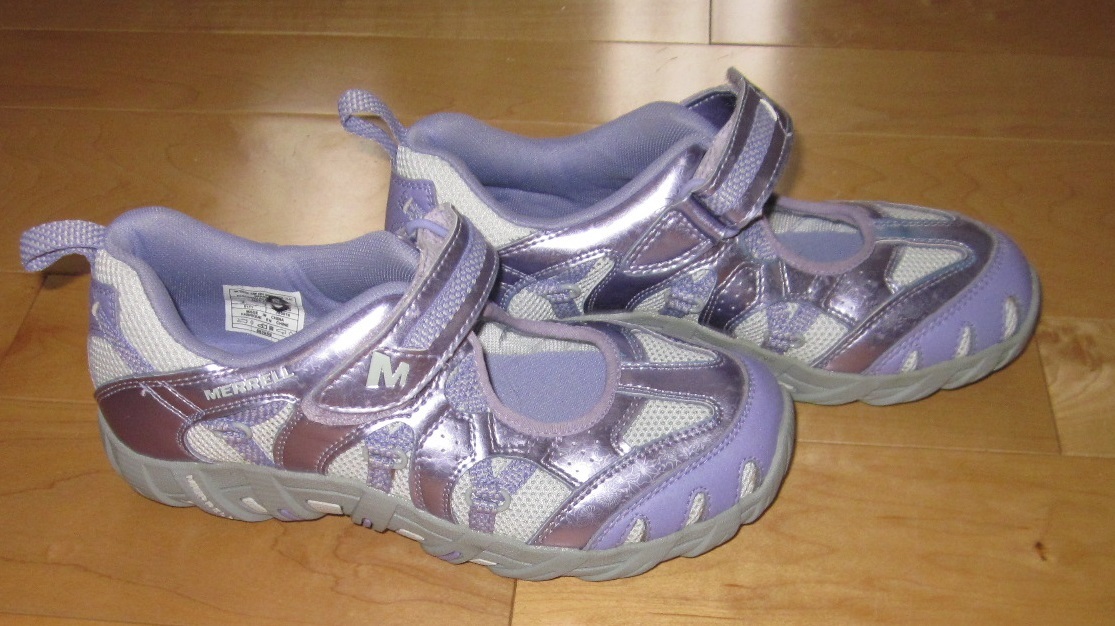 Scarpe Merrell viola waterpro punta chiusa~ragazze americane 4 ~sneaker~slip on
