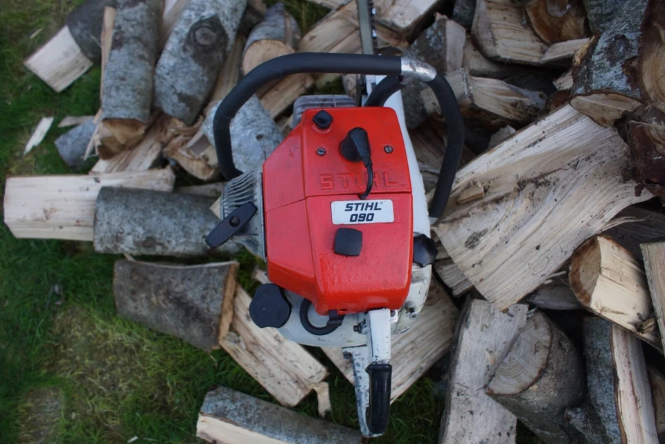 Stihl 090 Chainsaw Power Head. (1968 - 1985). Rated 137cc. Biggest saw in world. - Image 4 of 4