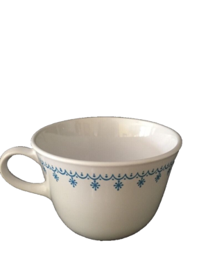 Vintage Corelle Snowflake Blue Snowflake Garland Blue White
