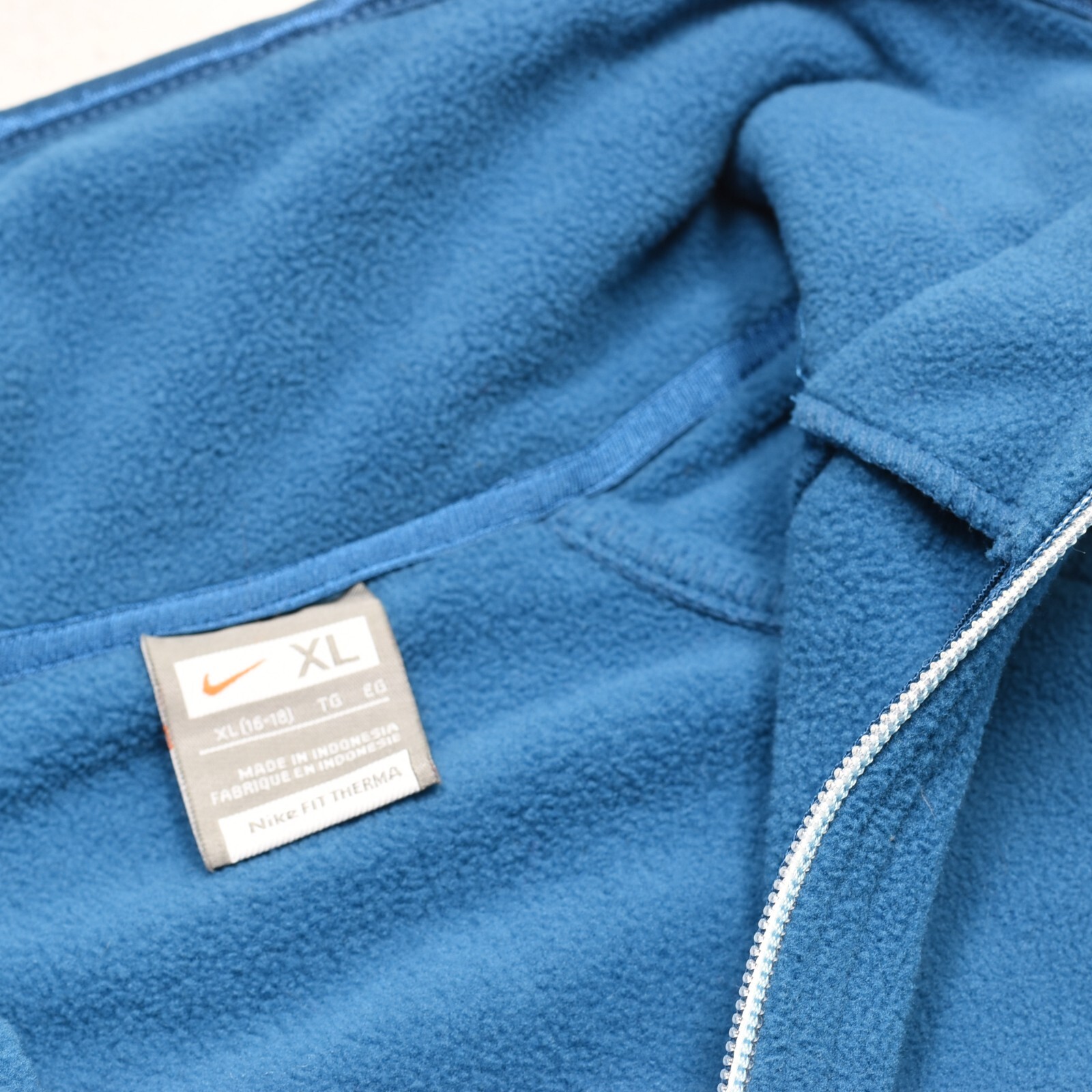 Nike Women's Full Zip Basic Jacket Solid Polyeste… - image 7