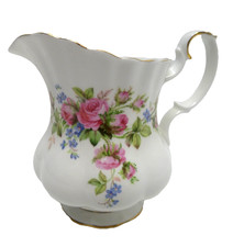 VINTAGE ROYAL ALBERT 'MOSS ROSE' CERAMIC PORCELAIN BONE CHINA MILK JUG CREAMER
