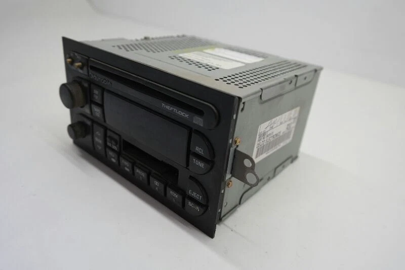 1998 1999 OLSMOBILE BRAVADA AM FM STEREO CASSETTE CD PLAYER RECEIVER OPT UP0 - Image 4 of 4