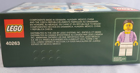 LEGO 40263 Christmas Town Square (Retired 2018) NIB - BOX NOT MINT